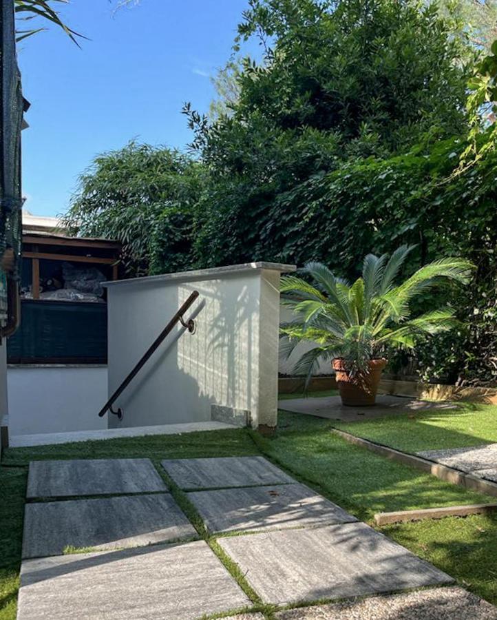 Fabio'S Bnb Apartamento Milão Exterior foto